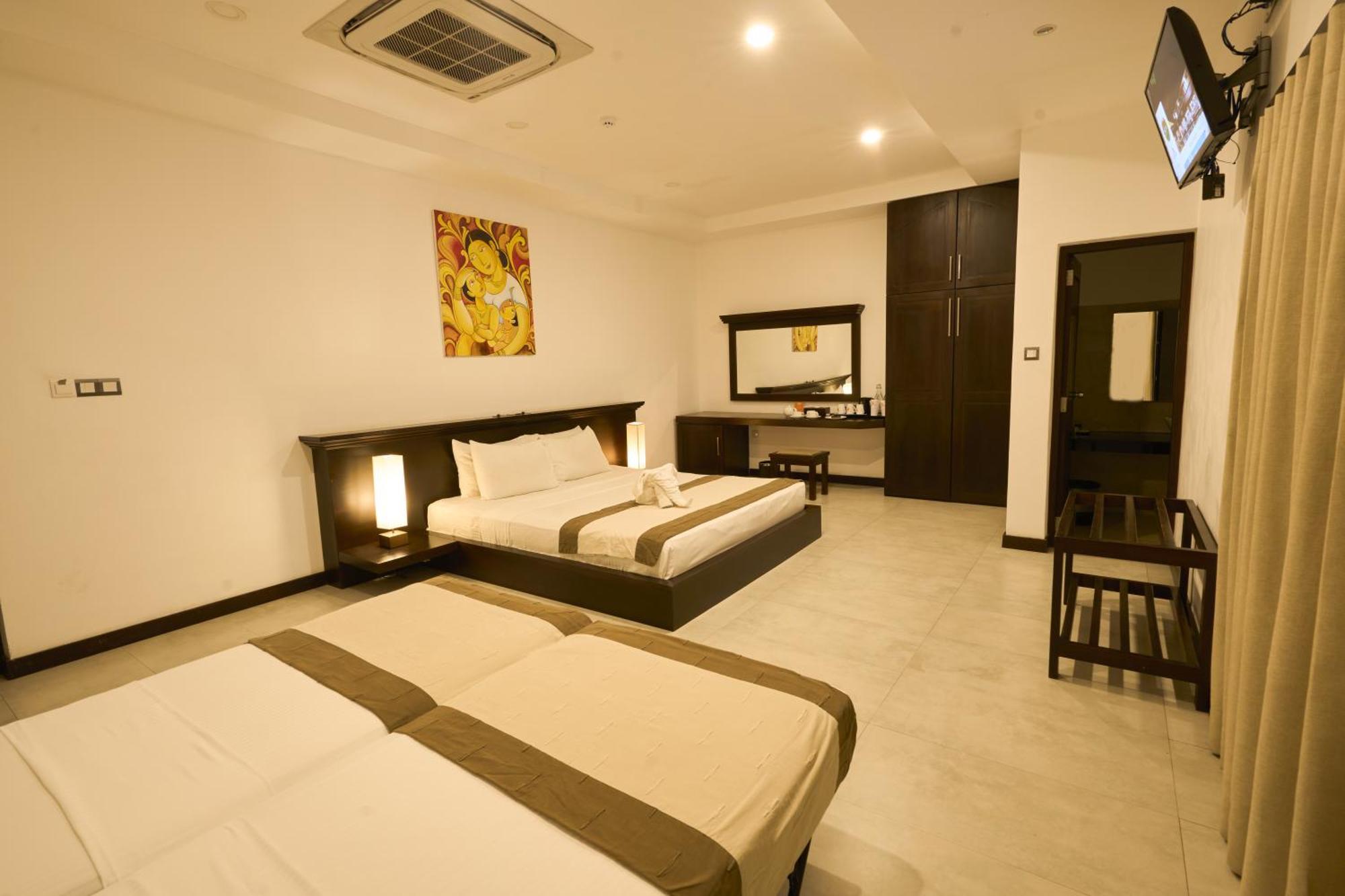 Rajarata Hotel Anuradhapura Exterior photo